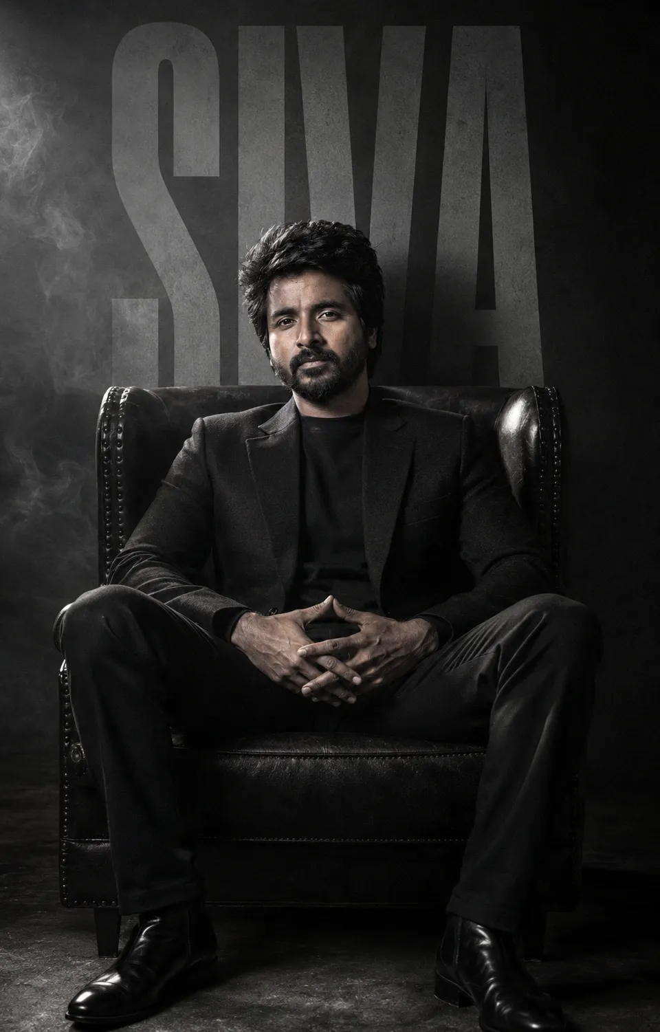 Magnus Seated Power Portrait